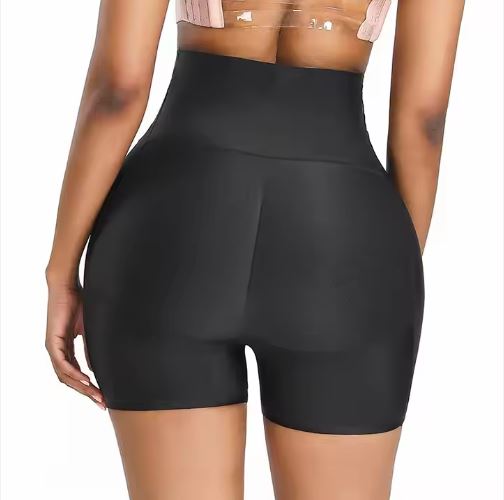 شورت تكبير الأرداف فوراً – شكل طبيعي ومشدود تحت أي لباس 🔥